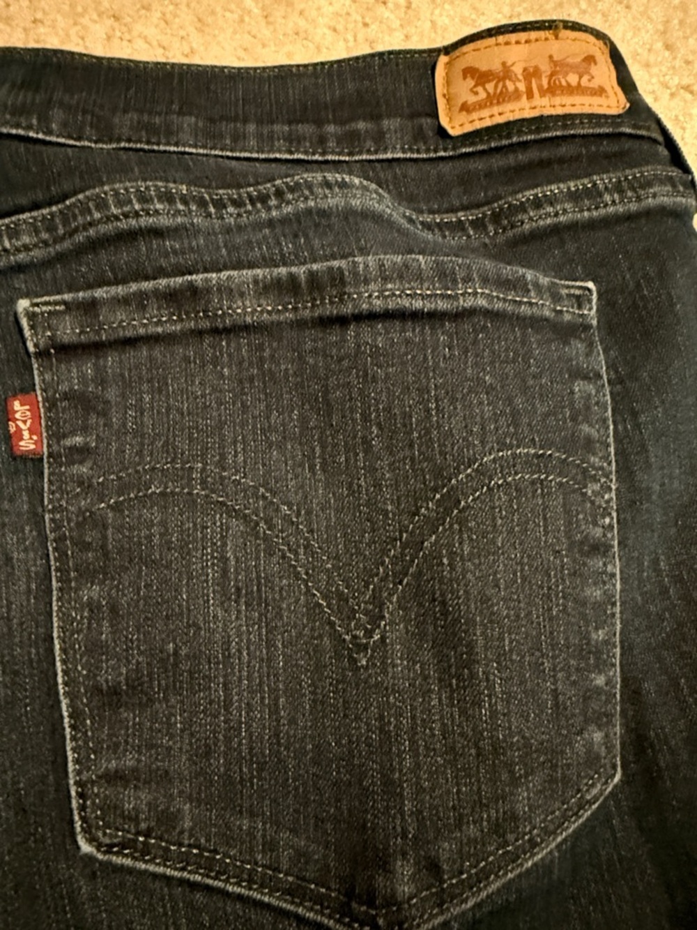 Levi's Women's 505 Straight Leg Jeans in Dark Blue - Picture 9 of 13